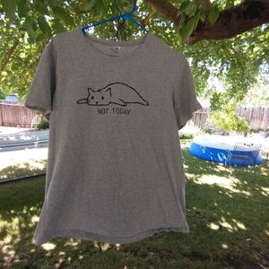 Lazy Cat T Shirt XL
